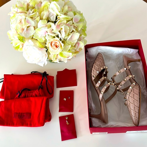 NIB Valentino Leather Rockstud Mules - Picture 2 of 12